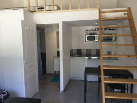
                                                                                        Location
                                                                                         Studio Meublé de 28 M2