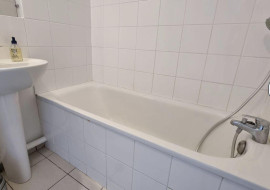 
                                                                                        Location
                                                                                         Studio meublé en résidence étudiante