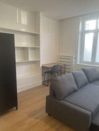 
                                                                                        Location
                                                                                         Studio meublé en Rez de chaussée