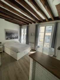 
                                                                                        Location
                                                                                         Studio meublé haut de gamme Paris 2 métro Bourse