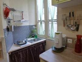 
                                                                                        Location
                                                                                         Studio meublé - idéal étudiant