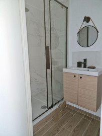 
                                                                                        Location
                                                                                         Studio meublé - Idéal étudiant - Secteur Timone 18