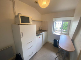
                                                                                        Location
                                                                                         Studio meublé idéalement situé à Nancy Bd Lobau
