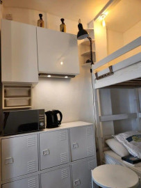 
                                                                                        Location
                                                                                         Studio meublé indépendant 10m² proche RER Bagneux