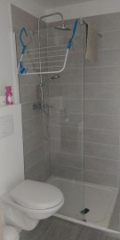
                                                                                        Location
                                                                                         Studio meublé, lave/sèche linge et internet