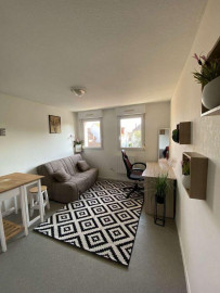 
                                                                                        Location
                                                                                         Studio meublé Lens face à la faculté Jean Perrin