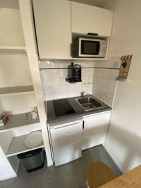 
                                                                                        Location
                                                                                         Studio meublé Lens face à la faculté Jean Perrin