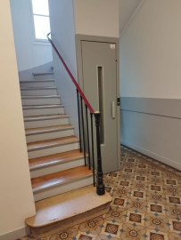 
                                                                                        Location
                                                                                         Studio meublé neuf 18m² -Dernier étage + cave