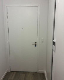 
                                                                                        Location
                                                                                         Studio meublé neuf avec balcon