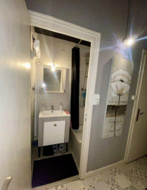 
                                                                                        Location
                                                                                         Studio meublé Opéra