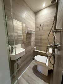 
                                                                                        Location
                                                                                         Studio meuble- Paris 15e, proche de la Tour Eiffel