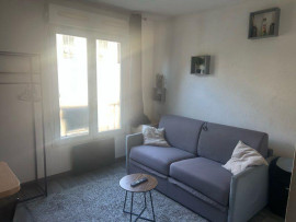 
                                                                                        Location
                                                                                         Studio meublé pour étudiants