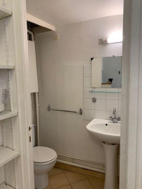 
                                                                                        Location
                                                                                         STUDIO MEUBLE Qtier Mairie-P de Justice Aix centre