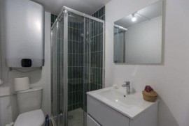 
                                                                                        Location
                                                                                         Studio meublé refait à neuf – Saint-Denis centre
