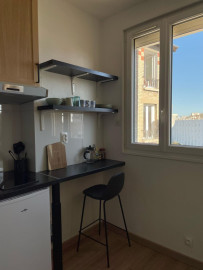 
                                                                                        Location
                                                                                         Studio meublé rénové - 5 min du M13 - Asnières