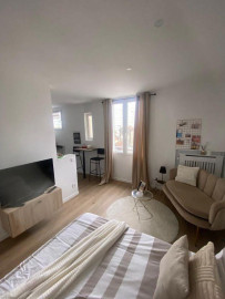 
                                                                                        Location
                                                                                         Studio meublé rénové - Métro 13 Gennevilliers