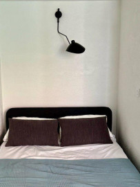
                                                                                        Location
                                                                                         Studio meublé rénové + terrasse – calme – Dupuy /