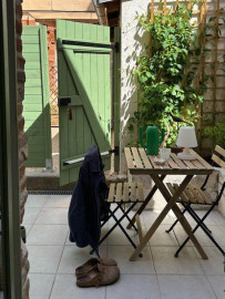 
                                                                                        Location
                                                                                         Studio meublé rénové + terrasse – calme – Dupuy /
