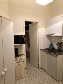 
                                                                                        Location
                                                                                         Studio meublé Rernes - Pereire