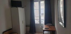 
                                                                                        Location
                                                                                         Studio meublé, rue du commerce, paris 15eme