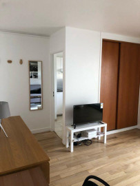 
                                                                                        Location
                                                                                         Studio meublé Suresnes parc du château