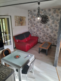 
                                                                                        Location
                                                                                         Studio  meublé tout confort