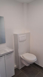 
                                                                                        Location
                                                                                         ✨ Studio meublé tout confort –avec balcon  ✨
