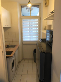
                                                                                        Location
                                                                                         Studio meublé tout équipé