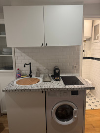 Location
Studio meublé - tout équipé - village de montmatre (loyer tout inclus)