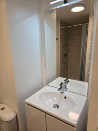 
                                                                                        Location
                                                                                         Studio Meublé Tout Inclus - Parfait Étudiant