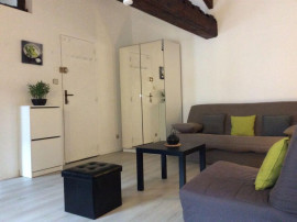 
                                                                                        Location
                                                                                         Studio meublé Vieille Ville 30 m2