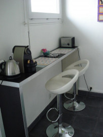 Location
Studio meublée de 26m2 avec parking (loyer tout inclus)