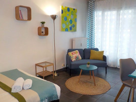 Location
Studio meublée de 26m2 avec parking (loyer tout inclus)