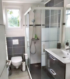 
                                                                                        Location
                                                                                         Studio mezzanine, tout neuf et équipé