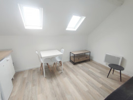 Location
Studio moderne avec cuisine ouverte