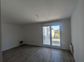 
                                                                                        Location
                                                                                         Studio Neuf et Lumineux – Melun