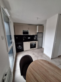 
                                                                                        Location
                                                                                         Studio neuf meublé à louer (à Vulbens)