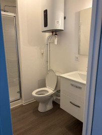 
                                                                                        Location
                                                                                         Studio neuf meublé au RDC