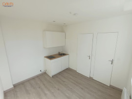 
                                                                                        Location
                                                                                         Studio non meublé 11m2 Saint-Pierre