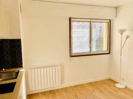 
                                                                                        Location
                                                                                         Studio Paris 11ème Oberkampf