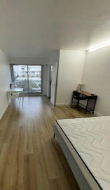 
                                                                                        Location
                                                                                         Studio Paris 14ème