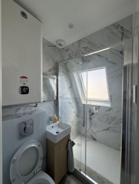 
                                                                                        Location
                                                                                         Studio Paris 16e Victor Hugo