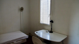 
                                                                                        Location
                                                                                         Studio plein sud trés calme proche fac médecine