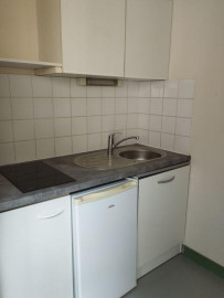 
                                                                                        Location
                                                                                         Studio poitiers en face de la gare