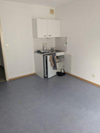 
                                                                                        Location
                                                                                         Studio pour étudiant