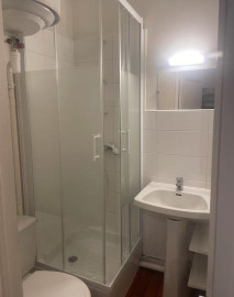 
                                                                                        Location
                                                                                         Studio proche beaulieu