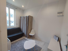 
                                                                                        Location
                                                                                         Studio quartier Saint-Leu Amiens