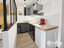 
                                                                                        Vente
                                                                                         Studio récent avec jardin