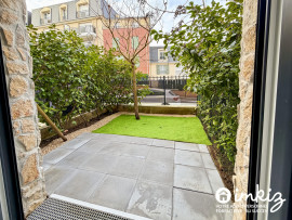 
                                                                                        Vente
                                                                                         Studio récent avec jardin