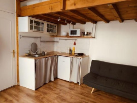 
                                                                                        Location
                                                                                         Studio refait à neuf • 27 m2 au calme Montpellier